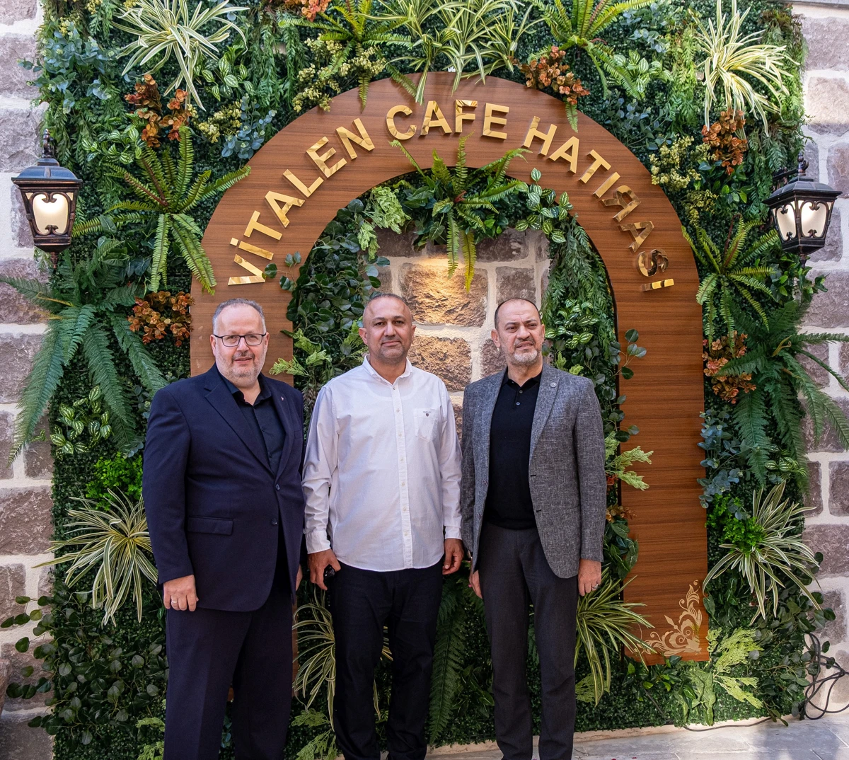 Vitalen Cafe Açılış Lansmanı: Lezzetin ve İyiliğin Buluştuğu Mekân